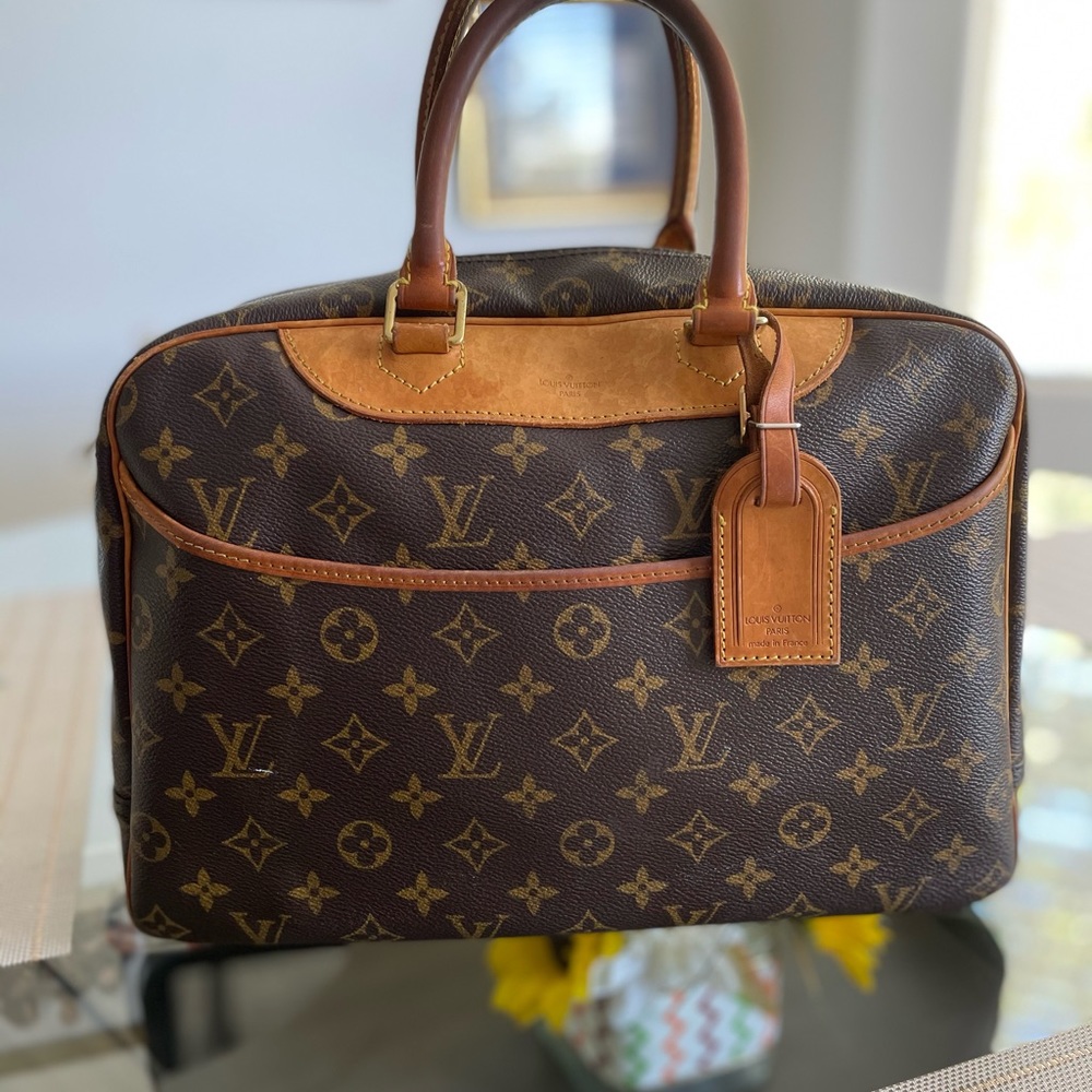 Gorgeous Louis Vuitton Deauville Bag - Picture 1 of 16